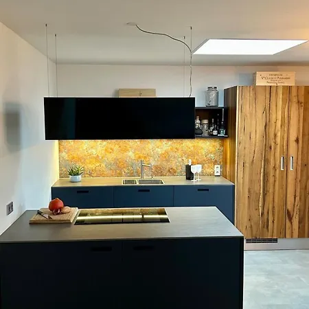 Сasa de vacaciones Nurdachhaus & Schiffscontainer In *